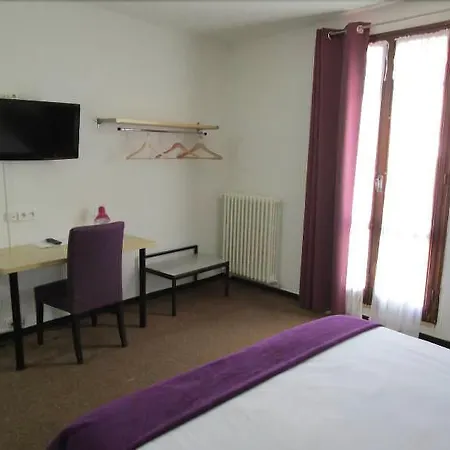 Concorde Hotel 2*