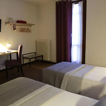 Concorde Hotel 2*